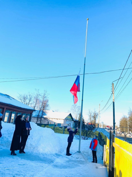 Торжественная линейка. 13 марта.